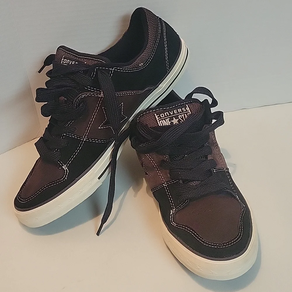 CONVERSE MENS SIZE 10.5 - Picture 1 of 14